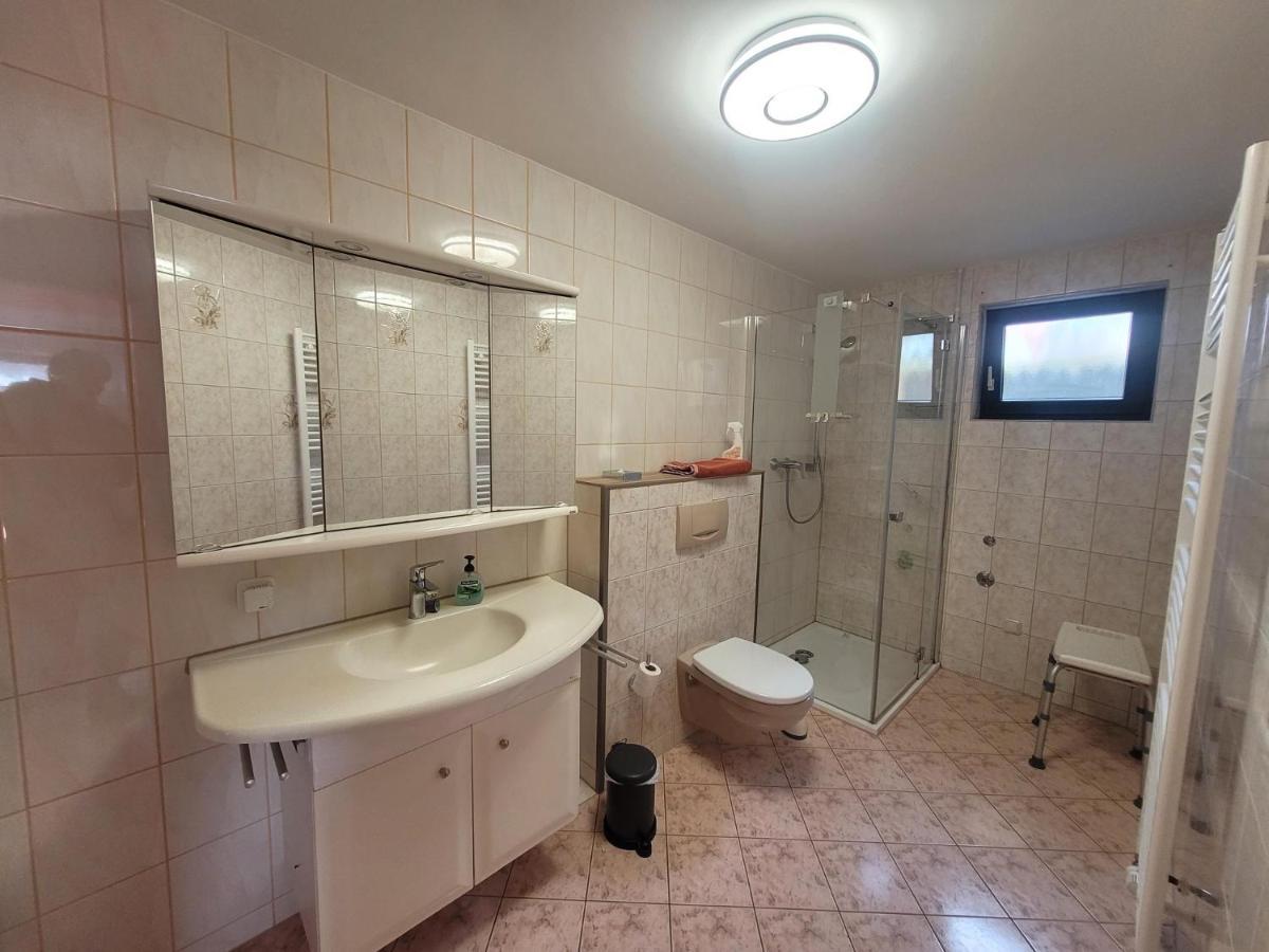 Ferienwohnung Schmidt Neu Sallenthin Dış mekan fotoğraf